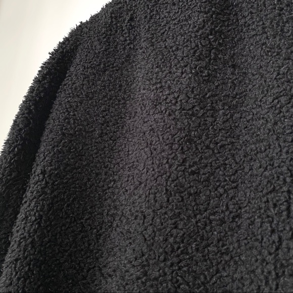 ARITZIA | WILFRED LABORATOIRE WARM FUZZY SHERPA TEDDY JACKET BLACK SATIN LINING - Picture 7 of 13